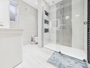 Photo 28- click for photo gallery